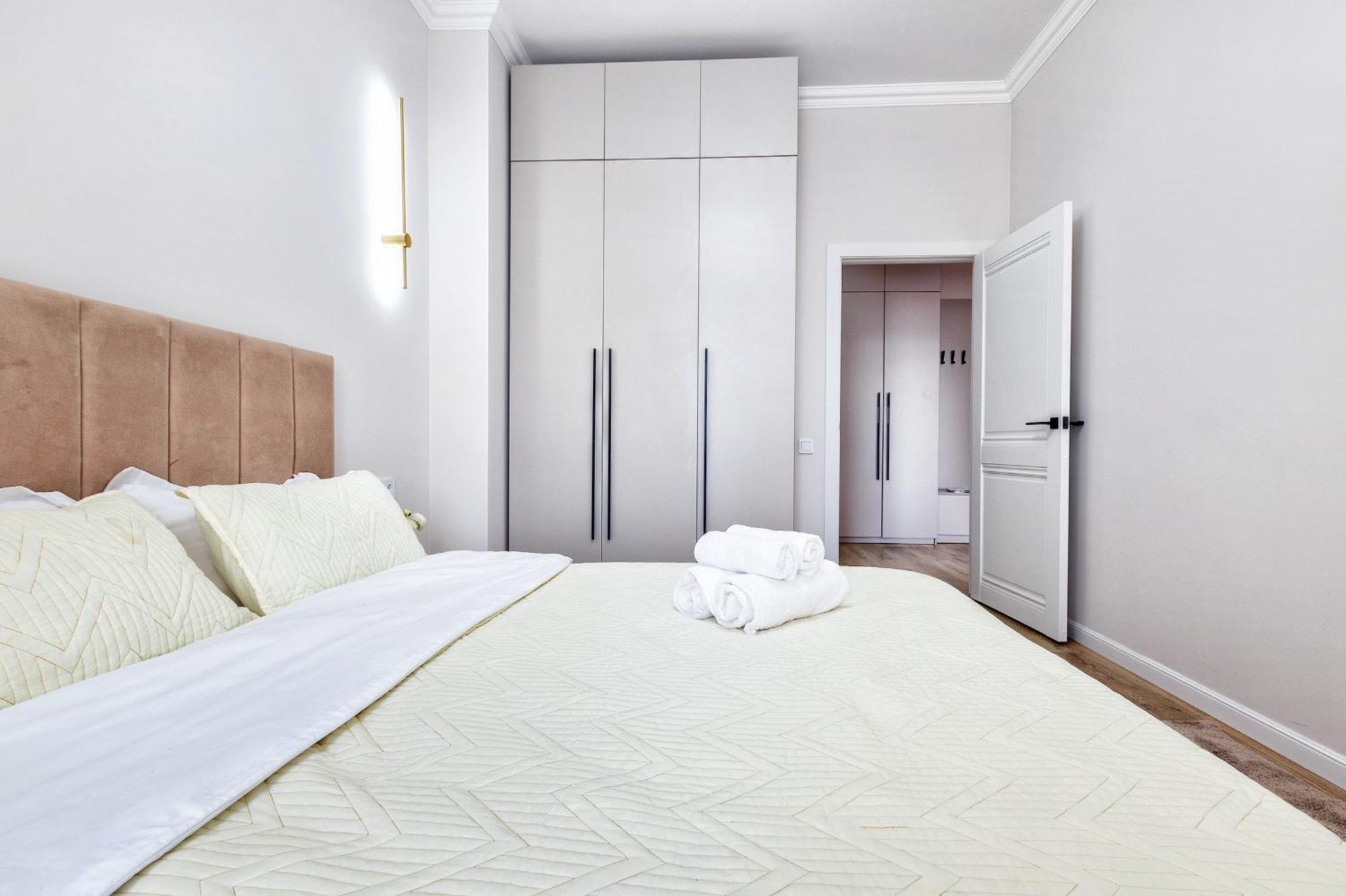 уютная в центре города, жк Tandau, проспект туран Apartment *